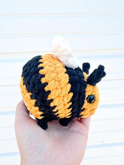 Buzzby the Cozy Bee – Handmade Crochet Plush Toy